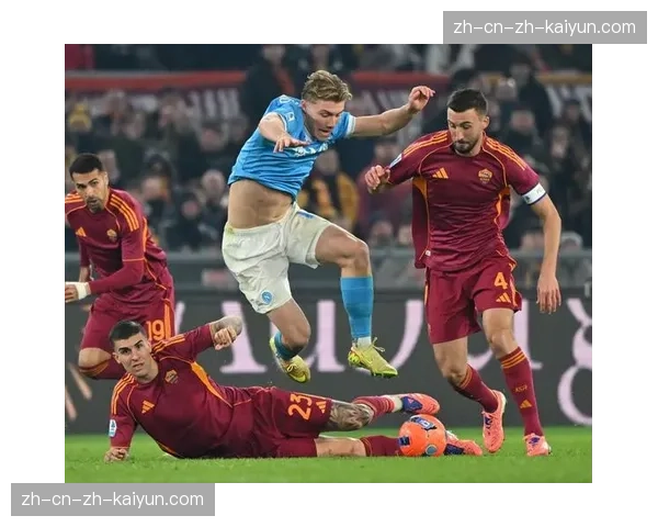 比赛第35分钟，那不勒斯右路传中成功率暂时领先对手罗马