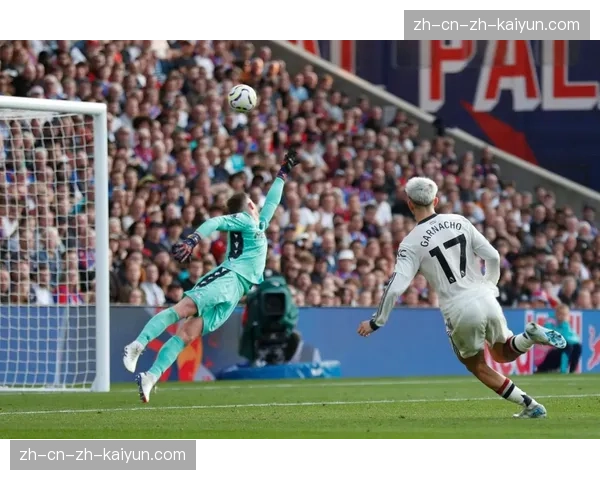 赛后述评：战术僵化与临场调整迟缓，滕哈赫的曼联再遭质疑